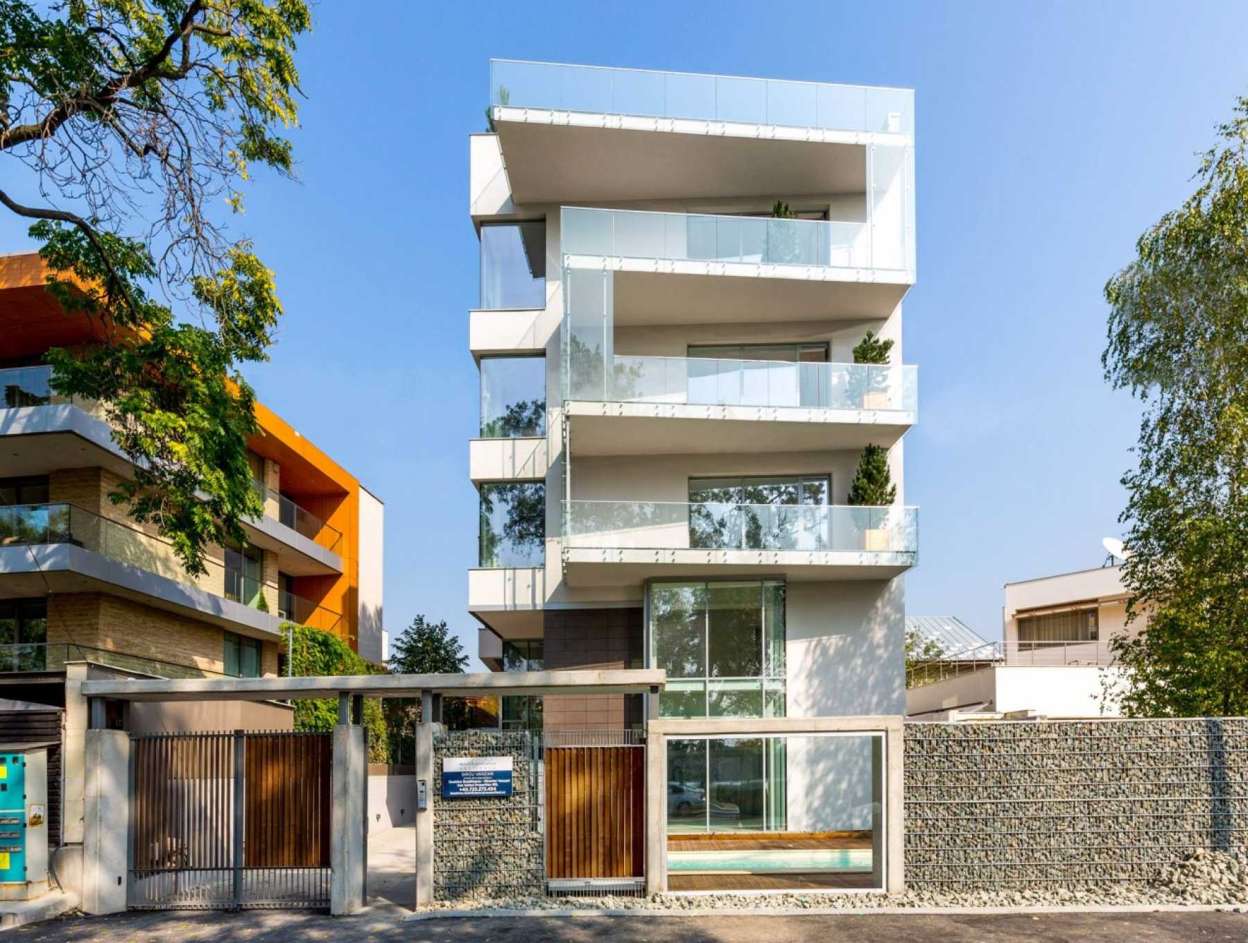 Madrigalului Residence