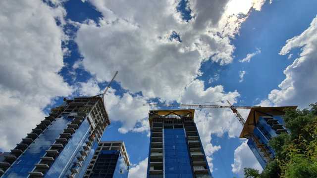 Crisis transactions: 30% of One Tower was sold for 20 million euros