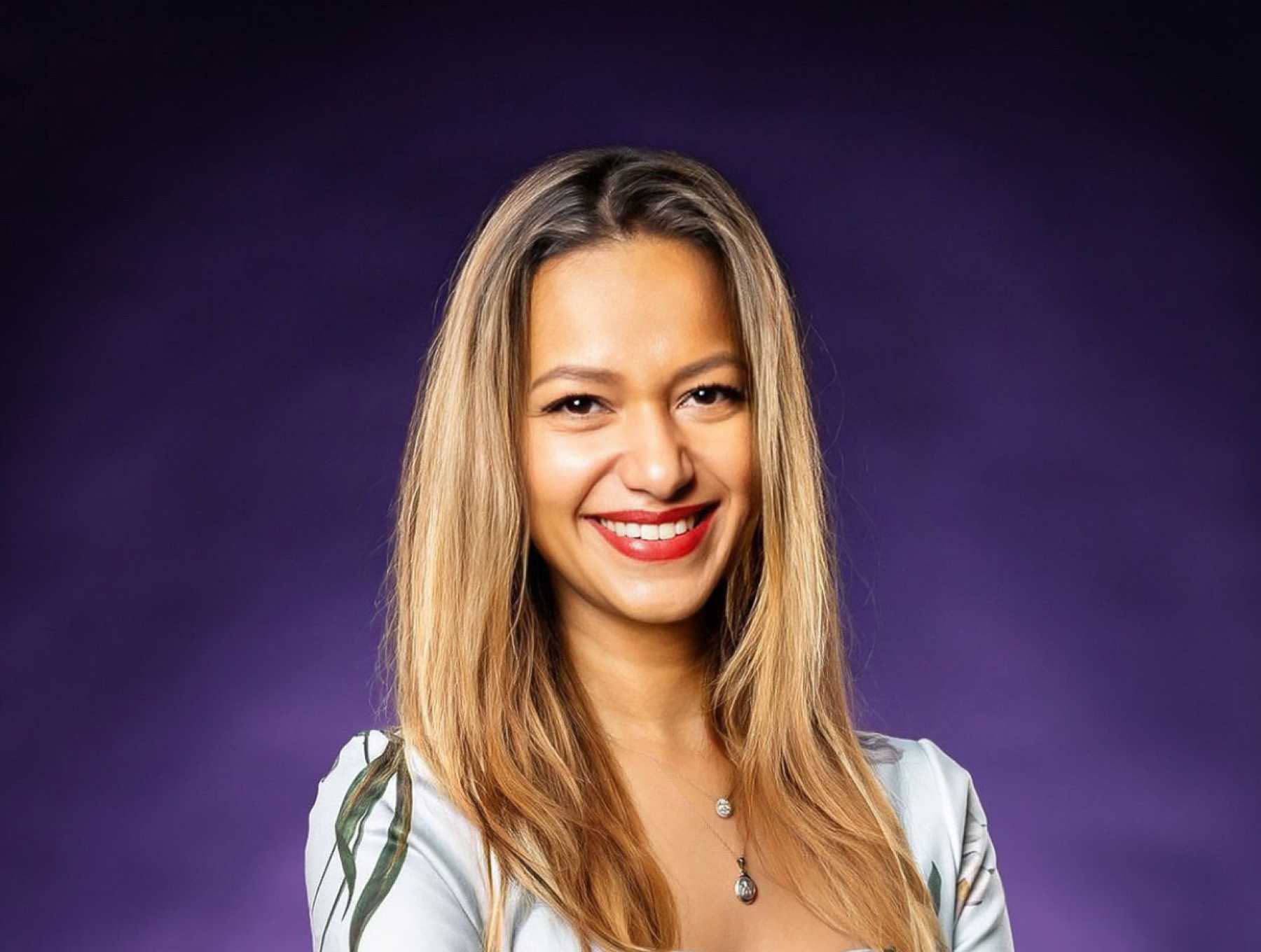 Beatrice Dumitrașcu for Business Magazin catalogue dedicated to 100 most powerful women in business