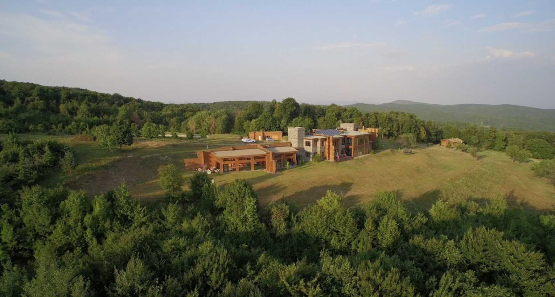One United Properties şi grupul Le Manoir au cumpărat un butic hotel din Buzău