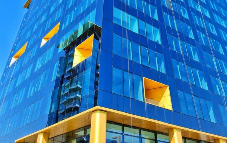 Compania Astellas Pharma vine la One Tower