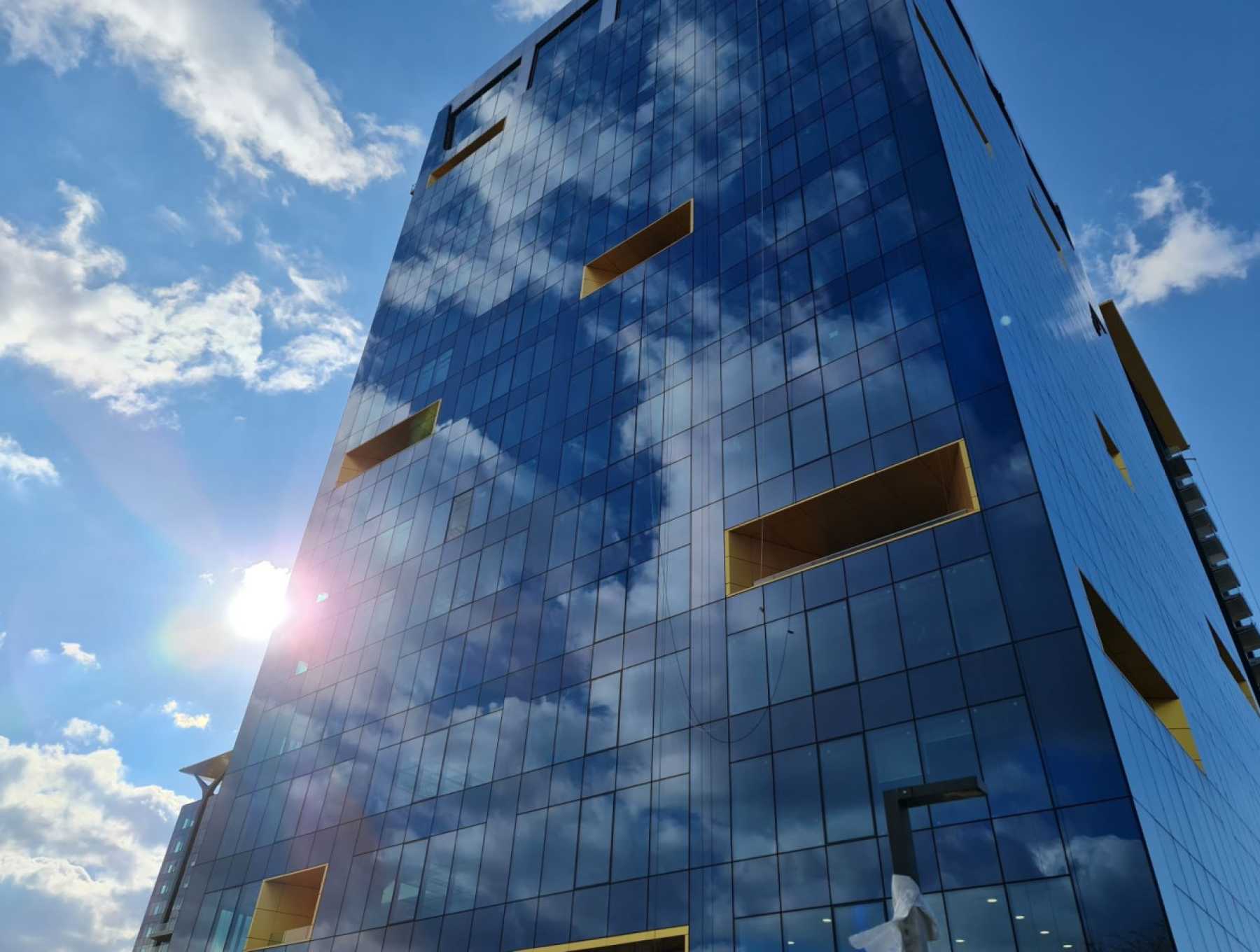 Compania Egis Pharmaceuticals și-a relocat birourile în clădirea One Tower