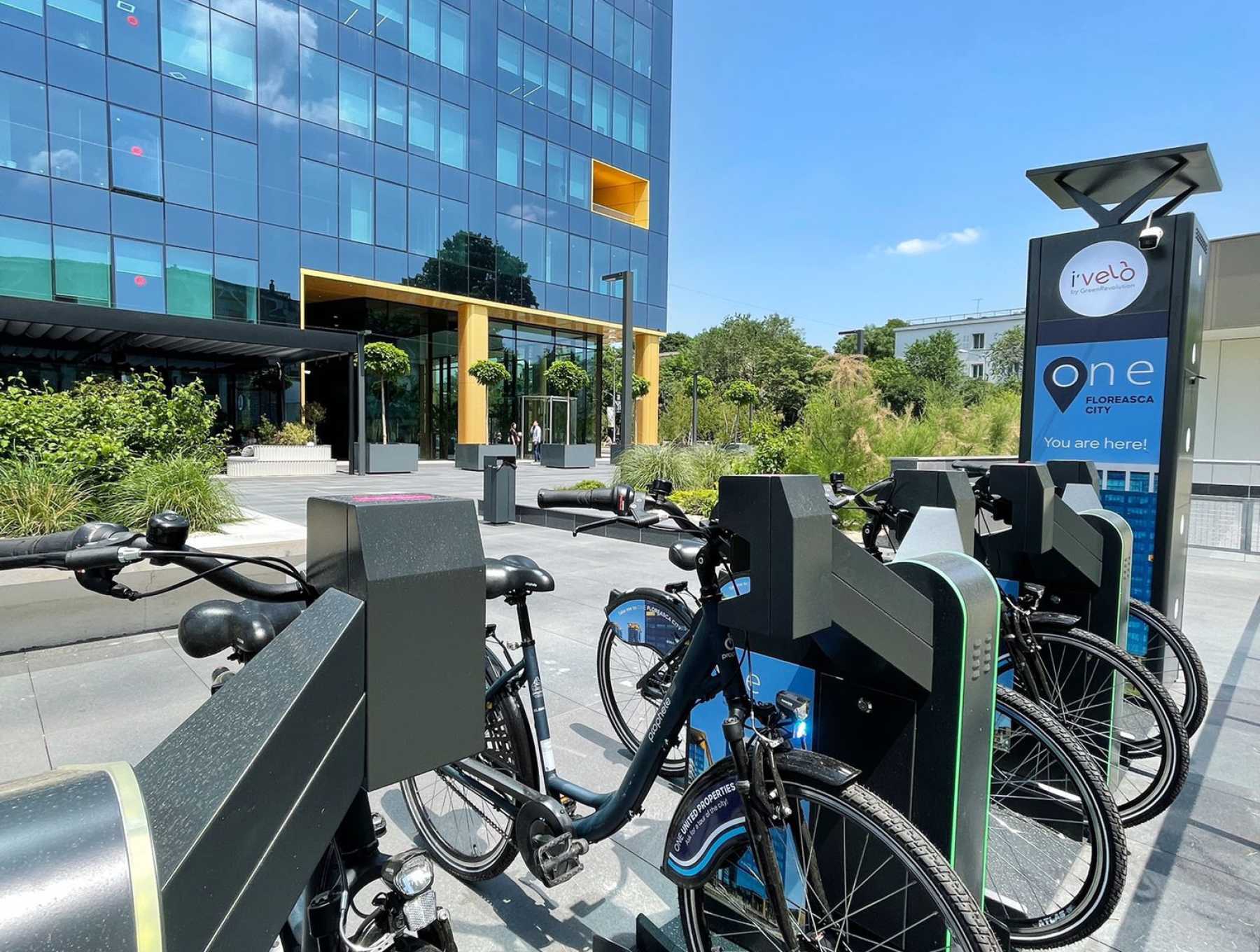 One Floreasca City găzduiește noi stații automatizate de biciclete i’Velo