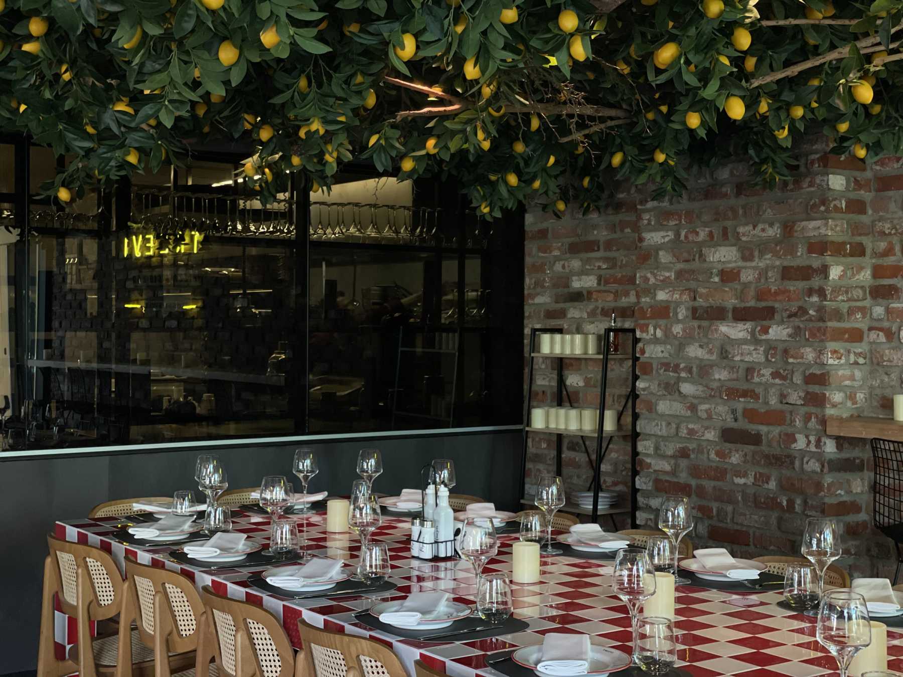 Italian flavours can now be enjoyed in One Floreasca City: a new Treevi Pizza restaurant will open at the ground floor of One Tower