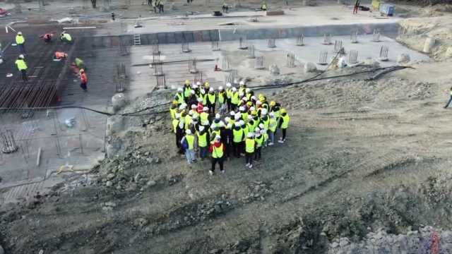 Students from the Technical University of Construction, visiting the One Lake Club construction site