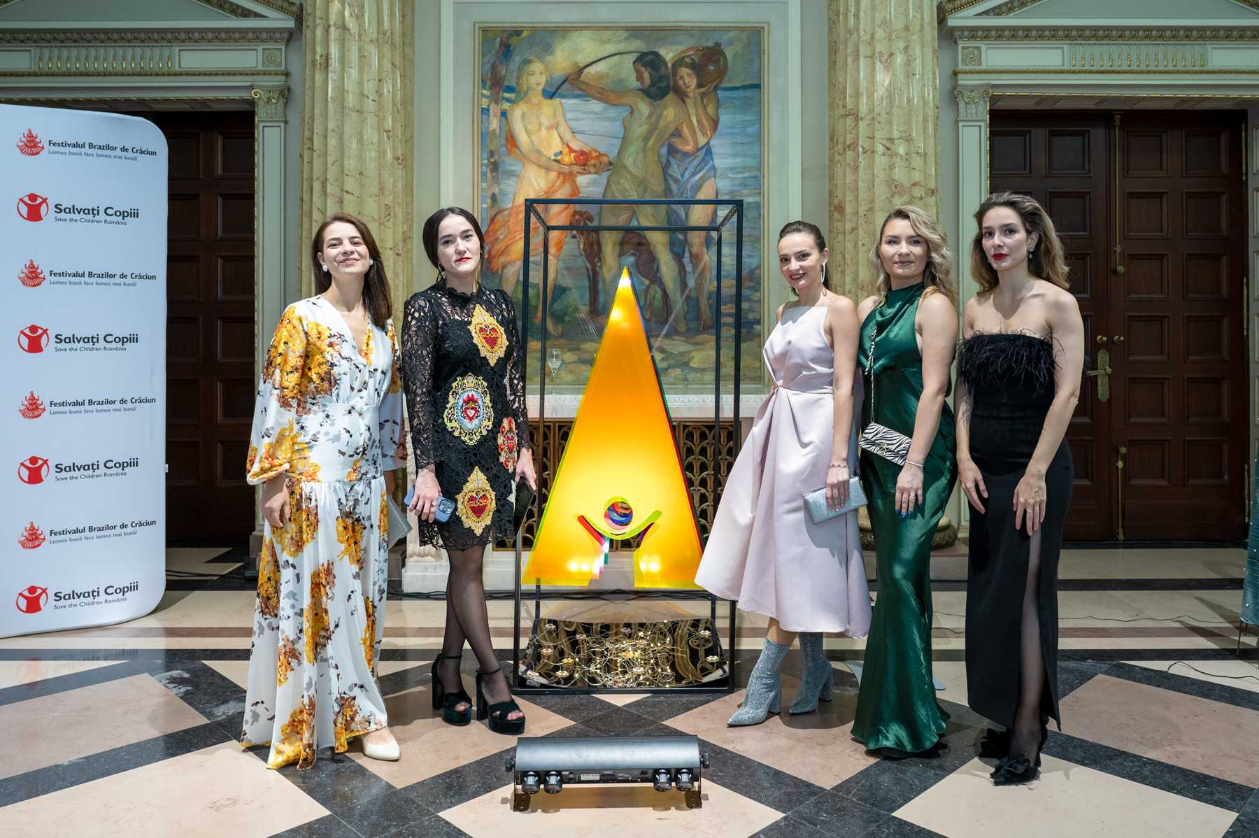 One United Properties, alături de Salvați Copiii la Festivalul Brazilor de Crăciun