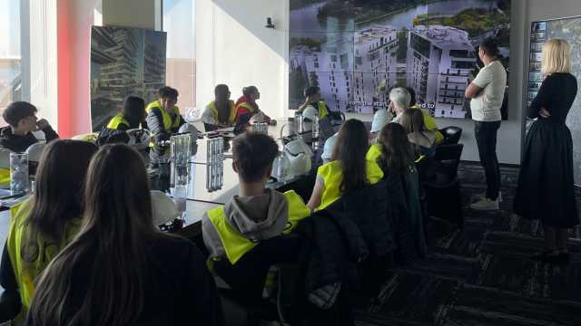 One United Properties Supports Education through "Săptămâna Altfel"