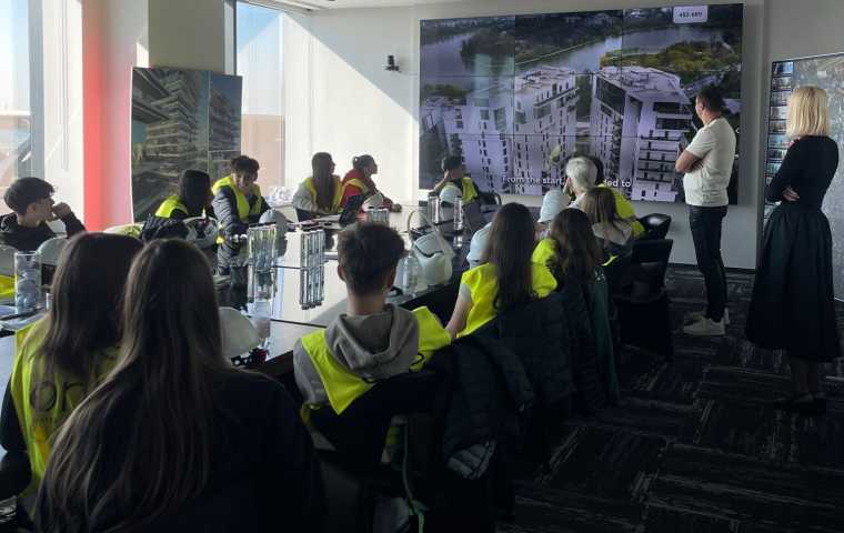 One United Properties Supports Education through "Săptămâna Altfel"