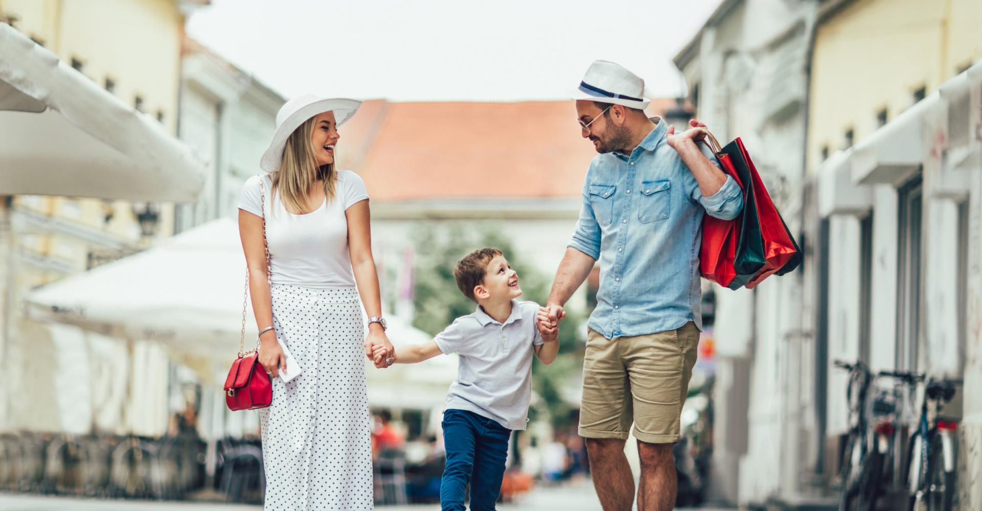 Shaping Life: Copilărie cu sens - One Floreasca City