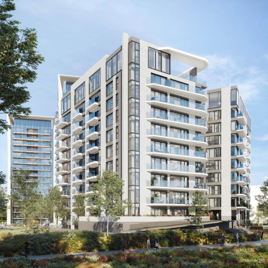 Live in elegance, on the lakeshore.