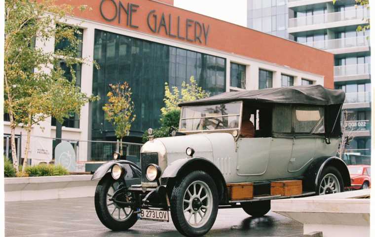 Eleganță britanică și artă contemporană la One Floreasca City