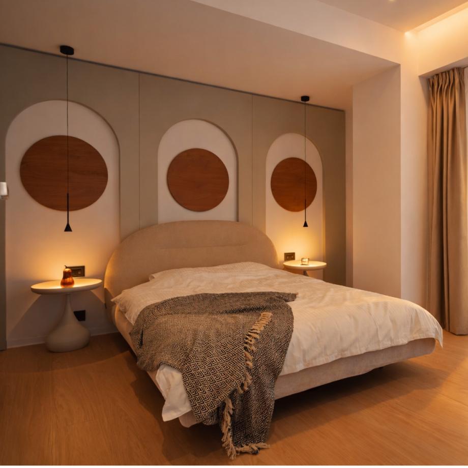 Orașul și liniștea serii, într-o armonie desăvârșită.