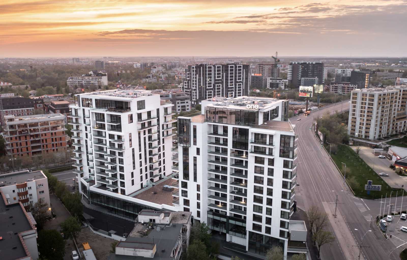 Residential complex and commercial space One Herastrau Towers - imaginea 4