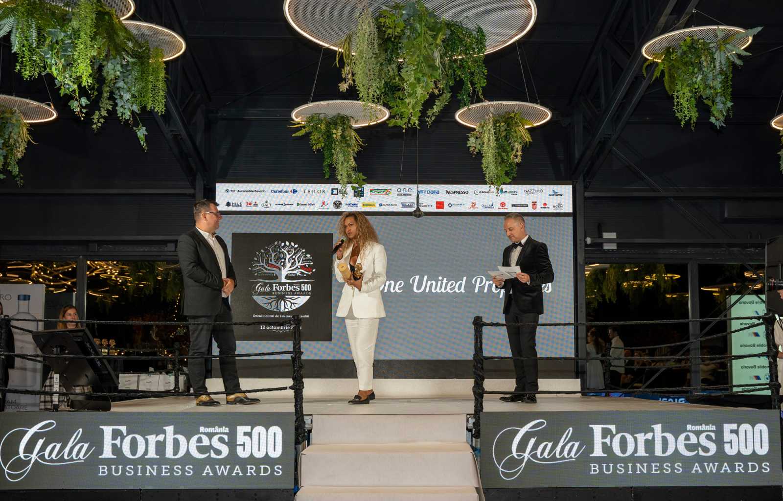 honored at the Forbes 500 Business Awards Gala - 3