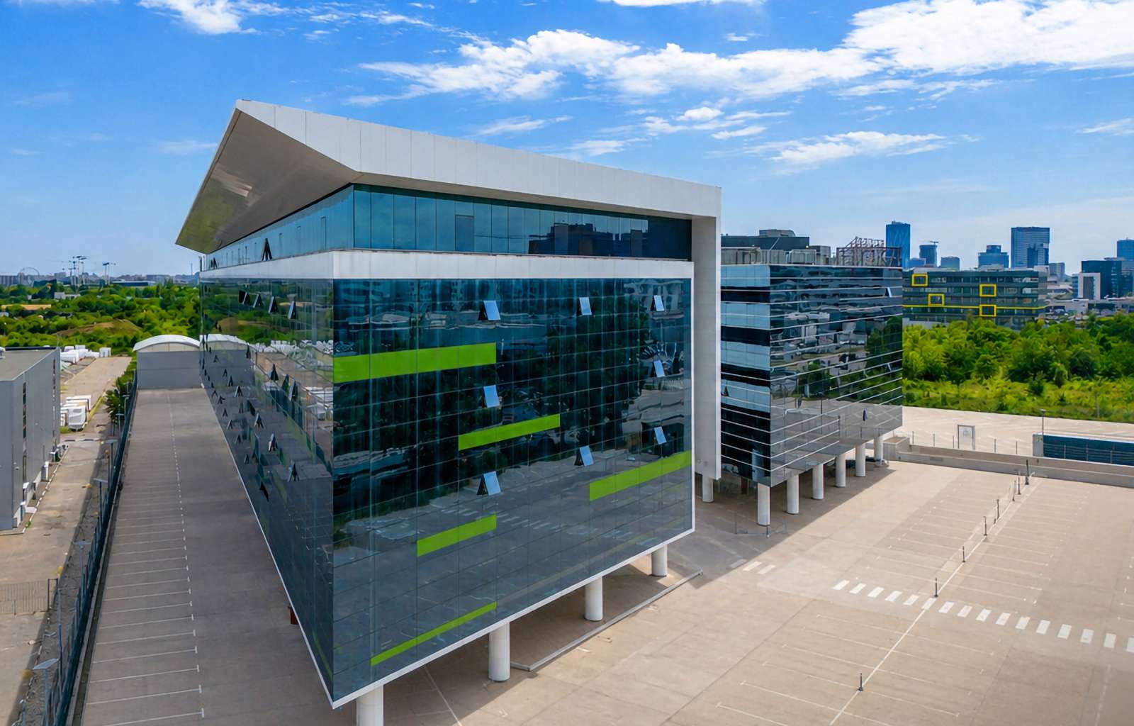 Residential complex and commercial space One North Lofts - imaginea 1