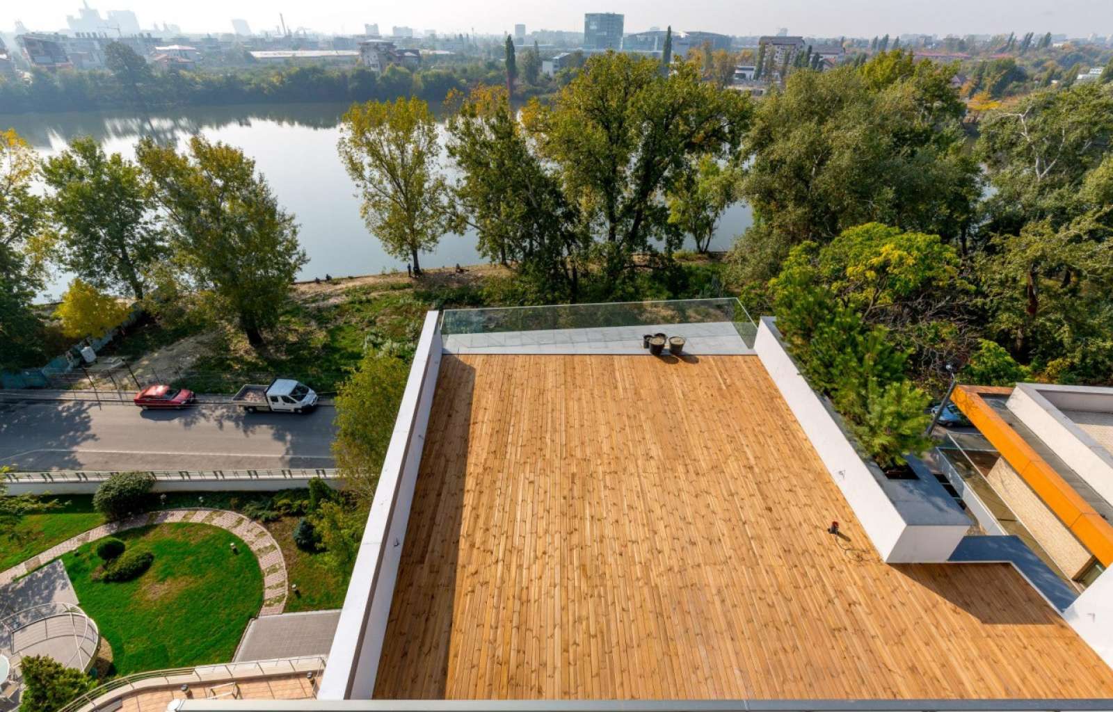 Ansamblul rezidențial Madrigalului Residence - imaginea 8